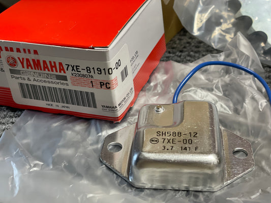 YAMAHA OEM VOLTAGE REGULATOR | 7XE-81910-00-00