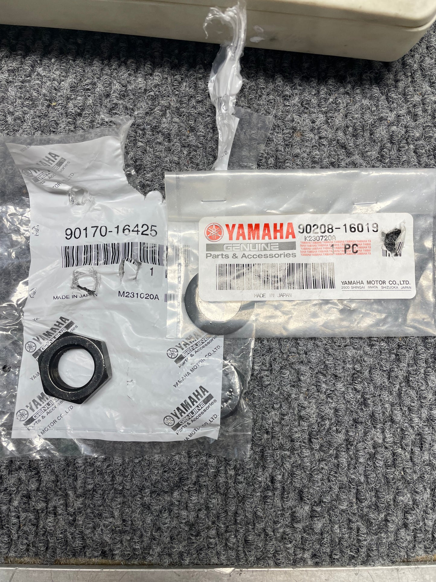 YAMAHA OEM WASHER CONICAL SPRING/YAMAHA OEM NUT