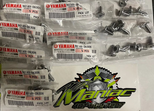 OEM Yanaha Banshee 350 Plastic fender Screw